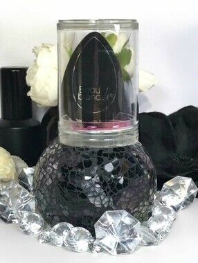 Beautyblender Pro Sponge in BLACK (pro-favored shade) *Brand New in Packaging